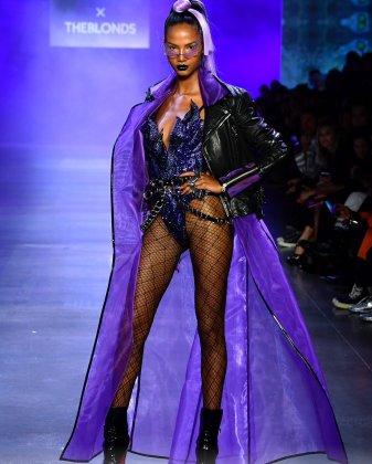 Fkstories Disney Villains x The Blonds: Ανακαλύψτε Την Πιο Εντυπωσιακή Dark Συλλογή Fk Stories Viral  γυανικεια μοδα Villains the blonds moda fashion show disney 