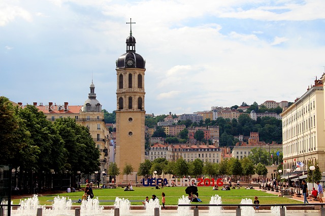 Fkstories Λυών Lyon: Η Πόλη Των Φώτων La Ville Des Lumières Fk Stories  ville de lumieres travel lyon france 