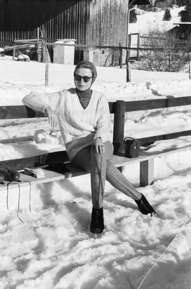 Fkstories Grace Kelly: Χειμερινές Προτάσεις Από Το Απόλυτο Style Icon Fk Stories  χειμερινά outfits στυλ διαχρονικό στυλ outfits Grace Kelly fashion icons 