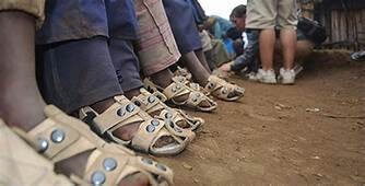 Fkstories Το Παπούτσι Που Μεγαλώνει Την Υγεία Think Different SHOES KENYA KENTON LEE BECUSE INTERNATIONAL Fkstories Το Παπούτσι Που Μεγαλώνει Την Υγεία Think Different SHOES KENYA KENTON LEE BECUSE INTERNATIONAL